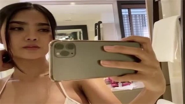 Onlyfans华裔极品模特YanisaNoey福利视图.