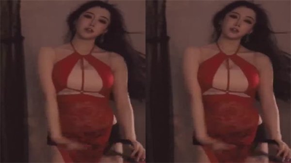 斗鱼精品女神阿水土豪定制特写抖臀好骚