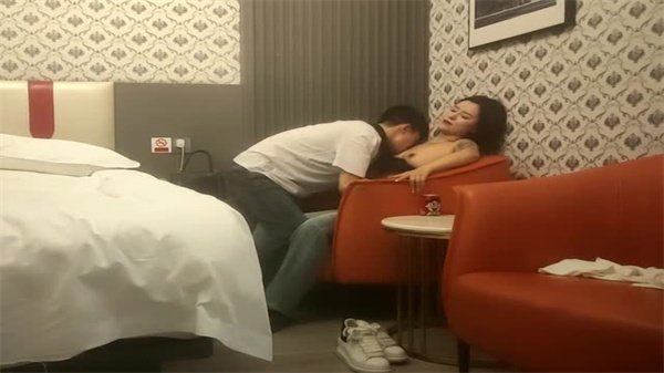 瘦子探花梦幻馆约操花臂网红外围